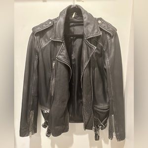 Topshop REAL black leather , natural waist length chic Moto Jacket, size 8
